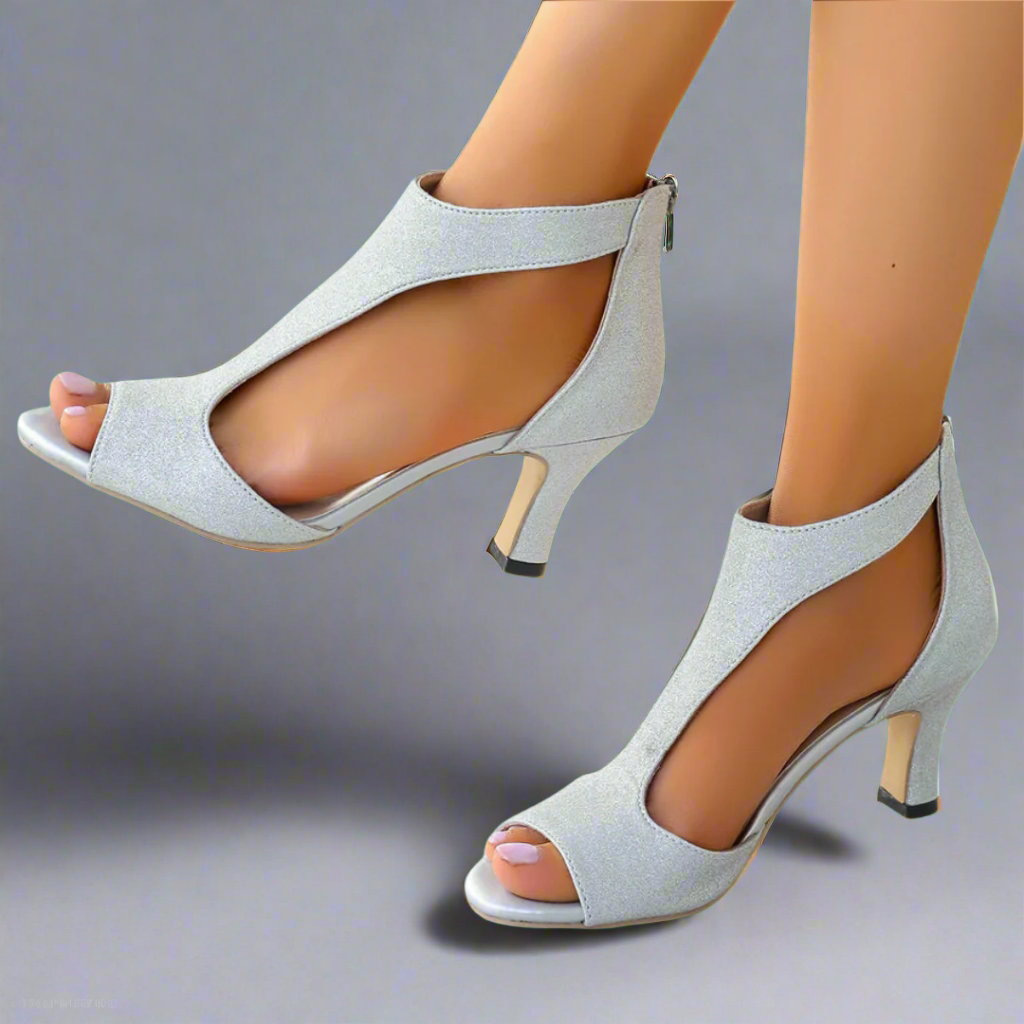 Heidrun | Elegantne in udobne sandale z visoko peto